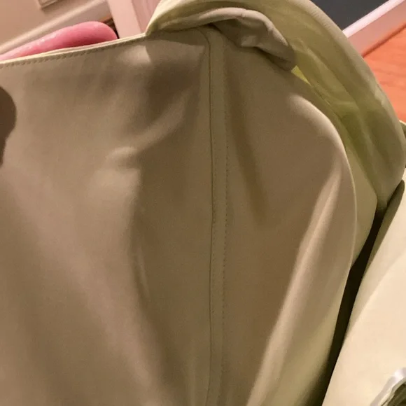 Beautiful Chartreuse Green Cocktail Dress Size 4 - Picture 10 of 15